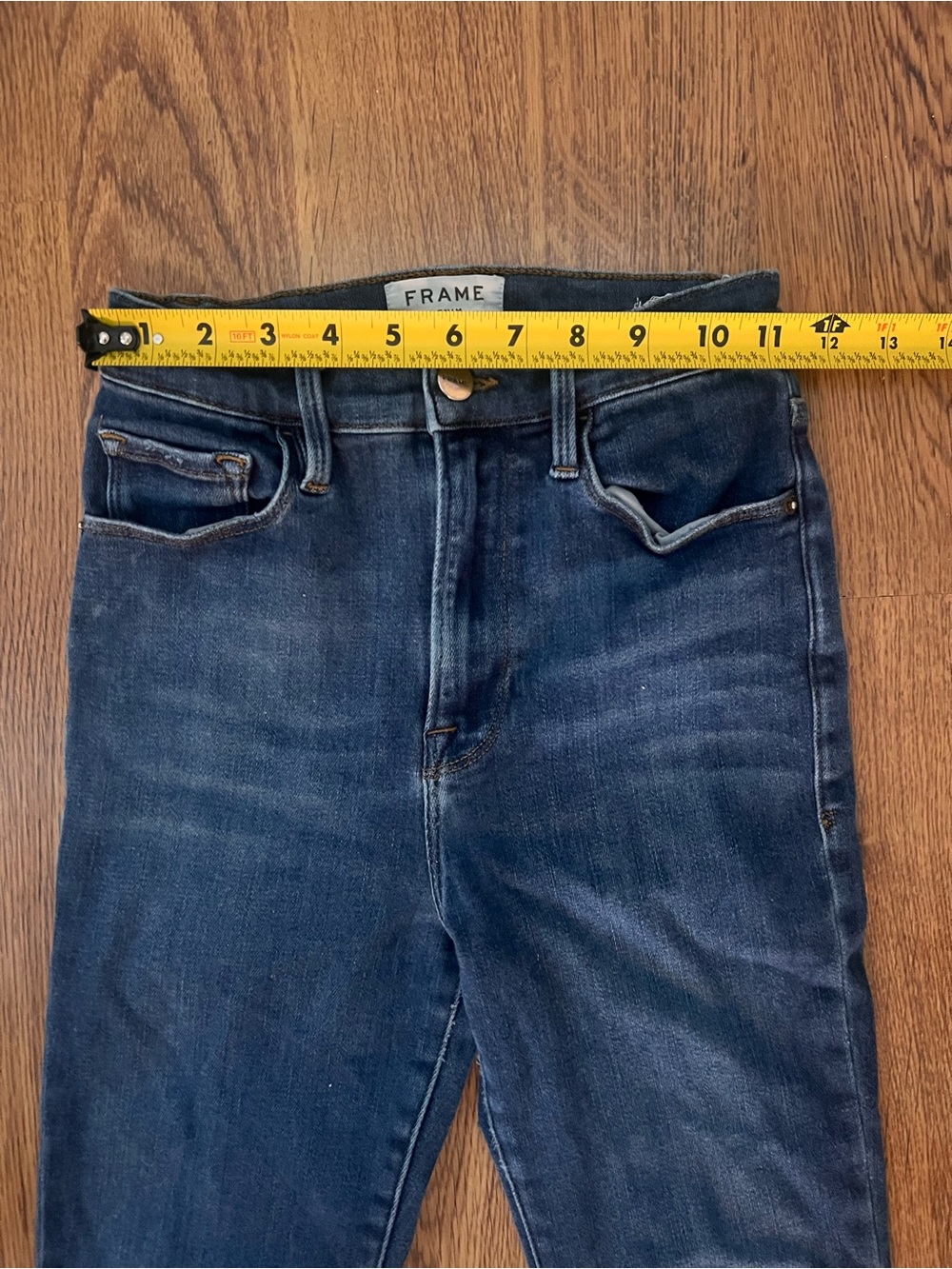 FRAME Ali High Rise Cigarette Jeans 26 Medium Wash Raw Hem - Picture 6 of 9